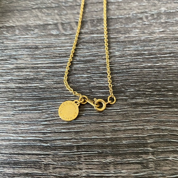 Marc Jacobs Logo Disc Pendant Necklace - Picture 3 of 3